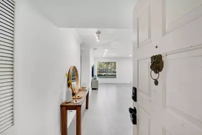 4125 S Carambola Circle #2126, Pompano Beach, FL 33066 - Photo 4