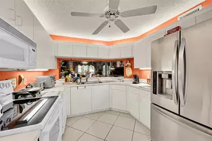 2541 N Nob Hill Rd, Sunrise, FL 33322 - Photo 4