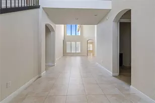 9811 Lakeview Ln, Parkland, FL 33076 - Photo 8