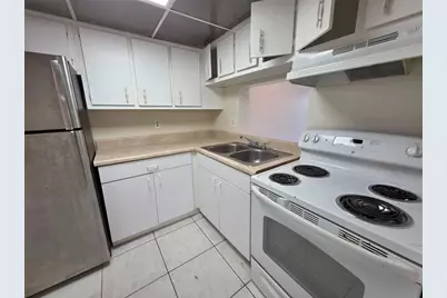 2800 NW 56th Avenue #E302, Lauderhill, FL 33313 - Photo 2