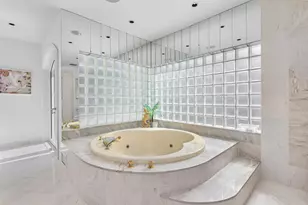 11 Bay Colony Ln, Fort Lauderdale, FL 33308 - Photo 38