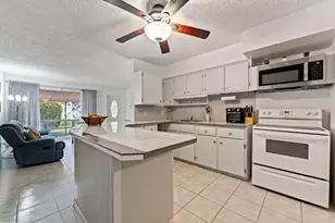 2140 N 57th Ave, Hollywood, FL 33021 - Photo 10