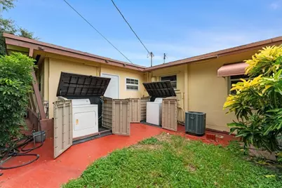 2140 N 57th Avenue, Hollywood, FL 33021 - Photo 22