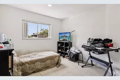 5843 Woodlands Boulevard, Tamarac, FL 33319 - Photo 28