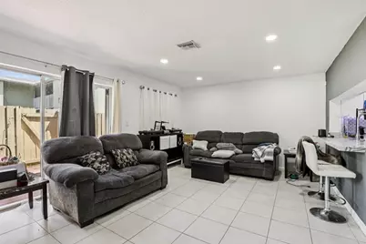 5843 Woodlands Boulevard, Tamarac, FL 33319 - Photo 2