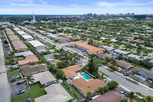 2031 NE 56th St, Fort Lauderdale, FL 33308 - Photo 24