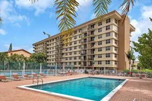 1009 N Ocean Blvd, Pompano Beach, FL 33062 - Photo 2