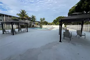 981 Hillcrest Ct, Hollywood, FL 33021 - Photo 32