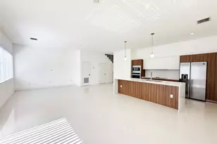 1239 NE 18th Ave, Fort Lauderdale, FL 33304 - Photo 6