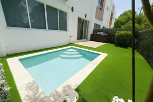 1239 NE 18th Ave, Fort Lauderdale, FL 33304 - Photo 2