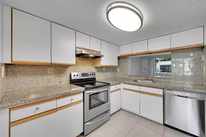 796 NW 91st Terrace #796, Plantation, FL 33324 - Photo 8