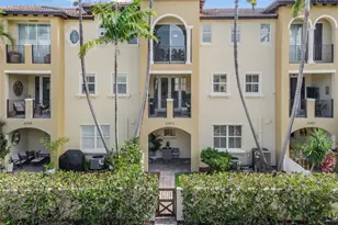 3240 NE 13th St, Pompano Beach, FL 33062 - Photo 1