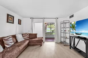 12025 W Greenway Dr, Royal Palm Beach, FL 33411 - Photo 22