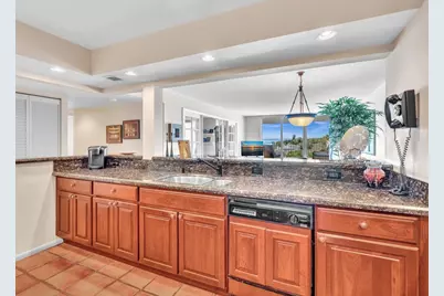 1147 Hillsboro Mile #802, Pompano Beach, FL 33062 - Photo 18