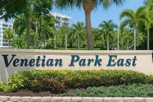 916 NE 27th Ave, Hallandale Beach, FL 33009 - Photo 2