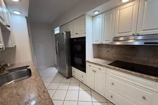 19707 Turnberry Way, Aventura, FL 33180 - Photo 6