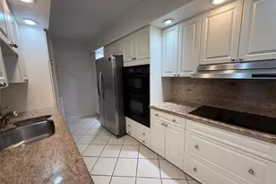 19707 Turnberry Way, Aventura, FL 33180 - Photo 6