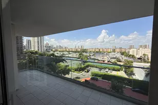 19707 Turnberry Way, Aventura, FL 33180 - Photo 22