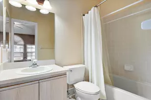 610 SE 14th Ct, Fort Lauderdale, FL 33316 - Photo 18
