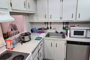 3080 Holiday Springs Blvd, Margate, FL 33063 - Photo 4