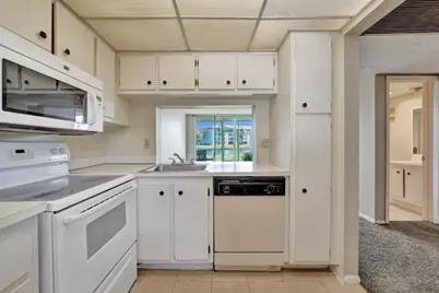 9440 Poinciana Place #109, Davie, FL 33324 - Photo 8