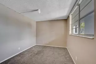 9440 Poinciana Pl, Davie, FL 33324 - Photo 28