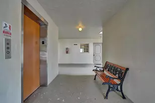 9440 Poinciana Pl, Davie, FL 33324 - Photo 36