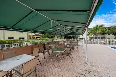 4980 E Sabal Palm Boulevard #330, Tamarac, FL 33319 - Photo 30