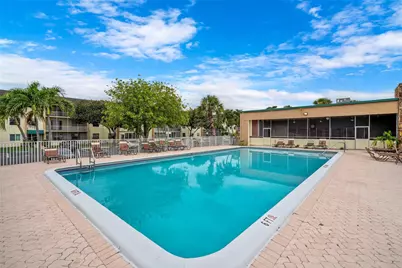 4980 E Sabal Palm Boulevard #330, Tamarac, FL 33319 - Photo 32