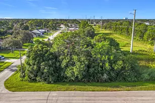 2192 SW Del Rio Blvd, Port Saint Lucie, FL 34953 - Photo 1