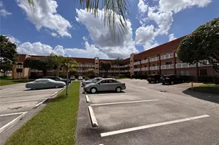 9261 Sunrise Lakes Blvd, Sunrise, FL 33322 - Photo 20