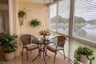 9261 Sunrise Lakes Blvd, Sunrise, FL 33322 - Photo 4