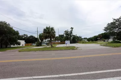 N 17th Street, Saint Petersburg, FL 33713 - Photo 2