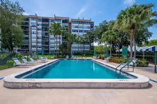 1400 St Charles Pl, Hollywood, FL 33026 - Photo 2