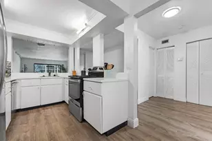 7843 Willow Spring Dr Unit, Lake Worth, FL 33467 - Photo 2