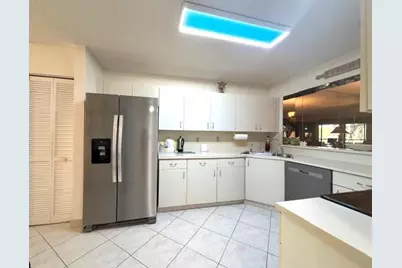 7449 Fairfax Drive #211, Tamarac, FL 33321 - Photo 6