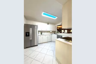 7449 Fairfax Drive #211, Tamarac, FL 33321 - Photo 8