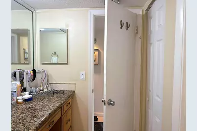 9230 Lagoon Place #408, Davie, FL 33324 - Photo 18