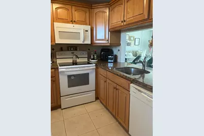 9230 Lagoon Place #408, Davie, FL 33324 - Photo 4