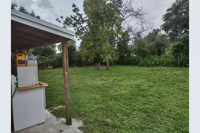 128 Miami Gardens Road, West Park, FL 33023 - Photo 34