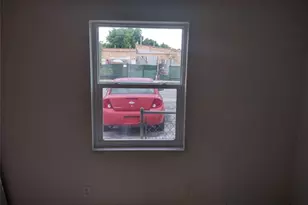 128 Miami Gardens Rd, West Park, FL 33023 - Photo 32