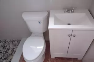 128 Miami Gardens Rd, West Park, FL 33023 - Photo 26