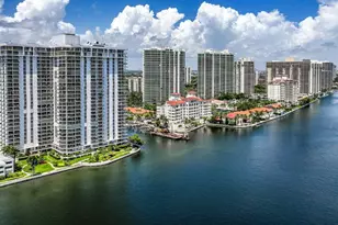 19707 Turnberry Way, Aventura, FL 33180 - Photo 14