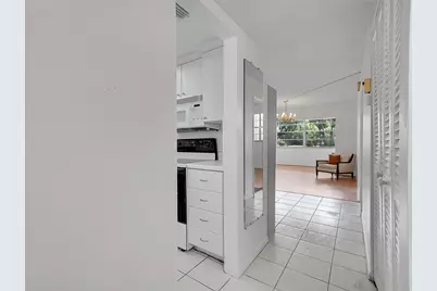 3150 Holiday Springs Boulevard #103, Margate, FL 33063 - Photo 6