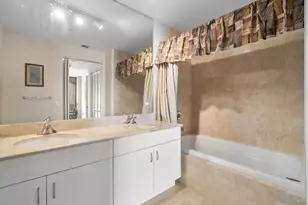 801 Brickell Key Blvd, Miami, FL 33131 - Photo 18