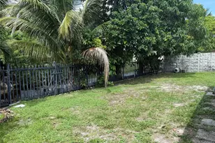 8121 SW 8th St, Pompano Beach, FL 33068 - Photo 14