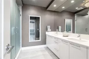 100 E Las Olas Blvd, Fort Lauderdale, FL 33301 - Photo 22