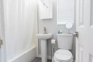 140 NE 71st St, Miami, FL 33138 - Photo 16