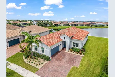 11989 SW Vano Way, Port Saint Lucie, FL 34987 - Photo 2