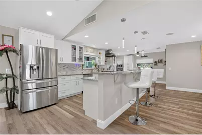 10182 Boca Woods Lane, Boca Raton, FL 33428 - Photo 20